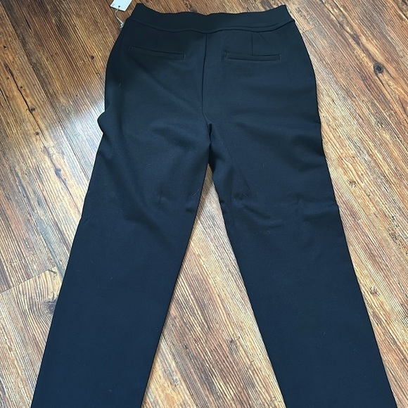 NWT Liz Claiborne black Straight leg mid-rise pant. - Picture 3 of 4
